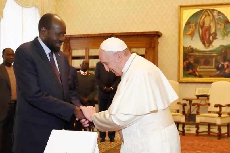 Le Pape François recevant au Vatican le président du Sud-Soudan, Salva Kiir, le 16 mars 2019.