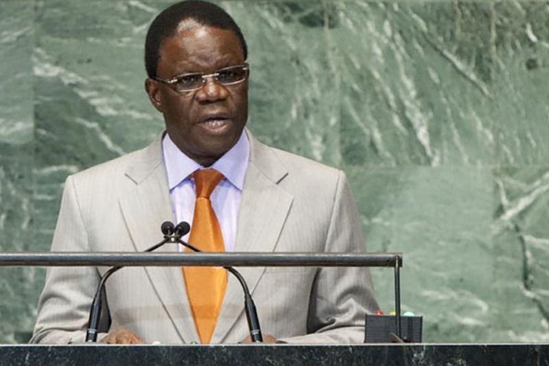 Le haut représentant de l'Union africaine en charge du Tchad Basile Ikouébé.