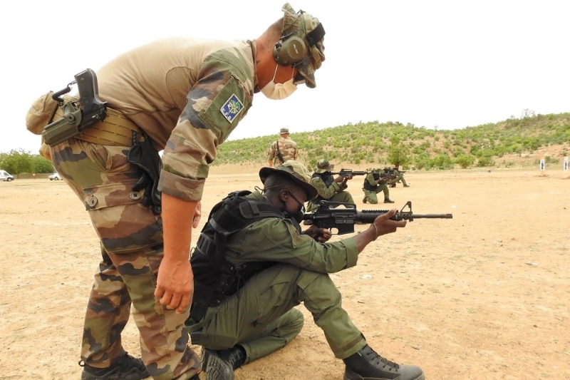 Dakar abrite les 350 militaires français des Eléments français au Sénégal (EFS).