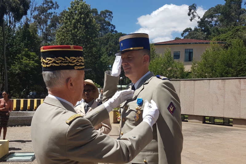 Le colonel Stéphane Richou en 2018, lors de sa nomination au grade d'officier de l'ordre national du mérite.