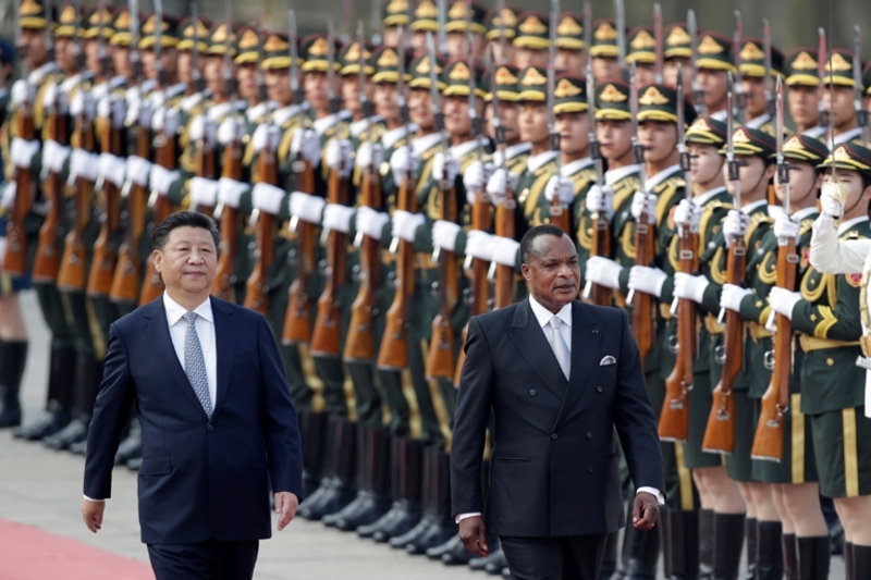 Le président chinois Xi Jinping et le président du Congo-B Denis Sassou Nguesso.