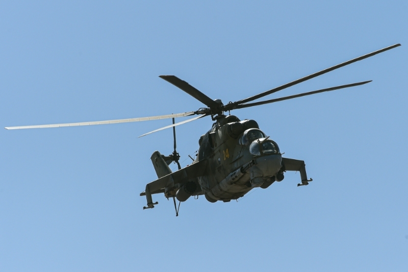 Parmi les appareils envisagés par l'armée guinéenne, les hélicoptères d'attaque Mi-24, de fabrication soviétique.