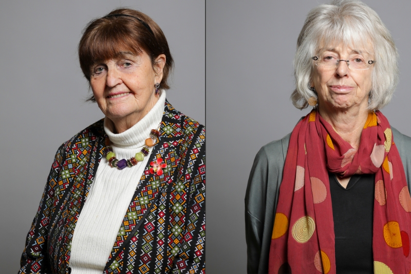 Les baronnes Caroline Cox et Ruth Lister, membres de la chambre des Lords britannique.