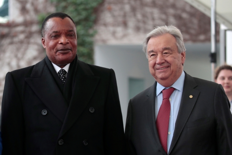 Le président congolais Denis Sassou Nguesso et le secrétaire général des Nations unies Antonio Guterres lors du sommet sur la Libye de Berlin (janvier 2020).