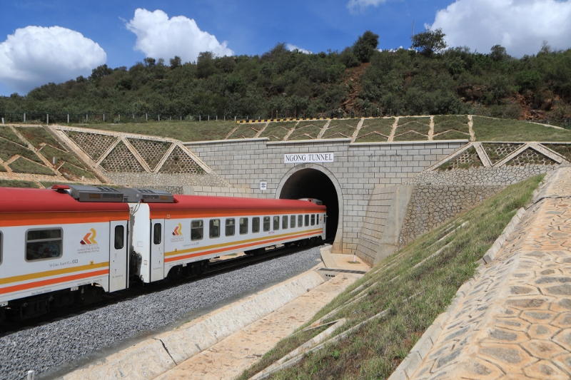 La ligne Mombasa-Nairobi a été prolongée jusqu'à Naivasha fin 2019.